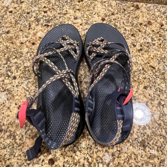 CHACO Womens 9 ZX2 Classic Sandals Hiking Pink Blue Strappy Outdoor Sport - Picture 9 of 9